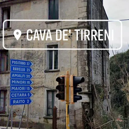 Portico Rodriguez Cava De Tirreni